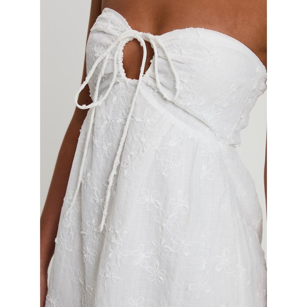 Princess Polly White Floral Embroidered Halter Mini Dress US 4 - Picture 5 of 8